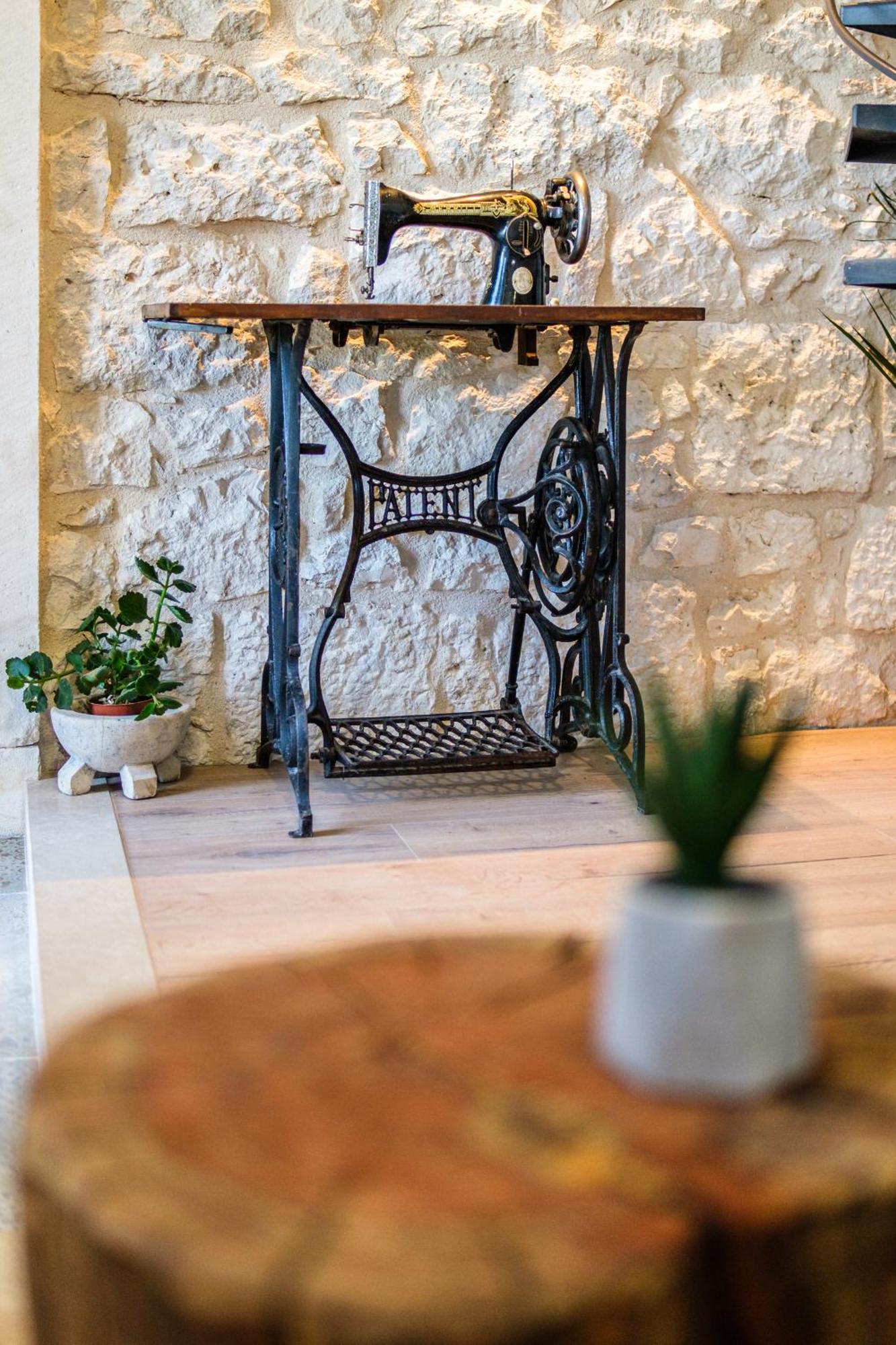 Fortuna Nerezisca Extérieur photo