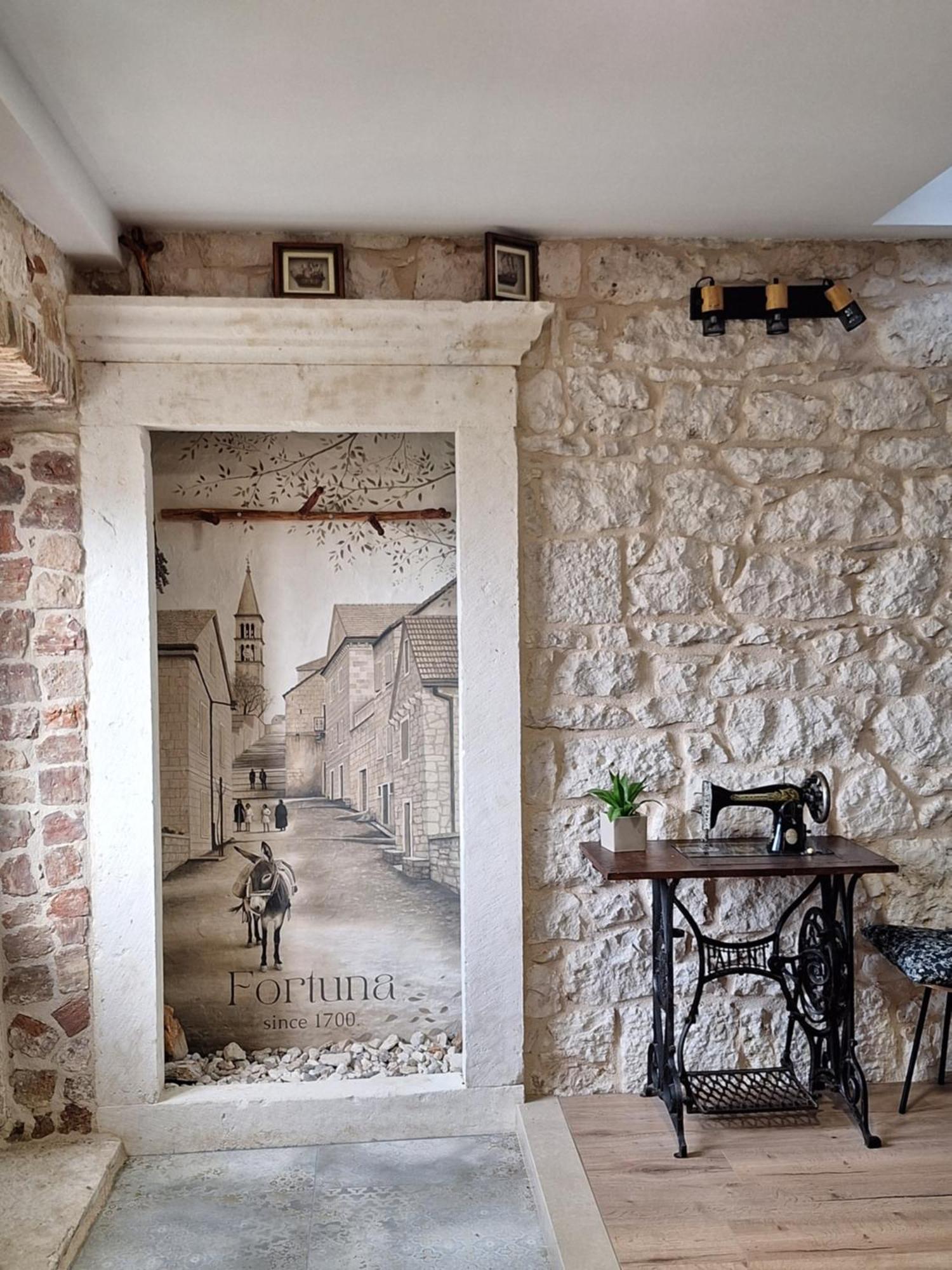 Fortuna Nerezisca Extérieur photo